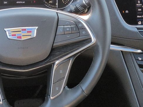 Used 2020 Cadillac XT5 Premium Luxury image 26