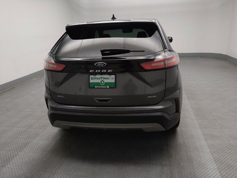 Used 2023 Ford Edge SEL image 7