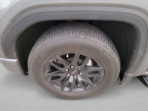 Used 2020 GMC Sierra 1500 Elevation w/ Elevation Value Package image 9