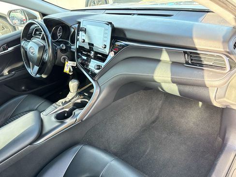 Used 2023 Toyota Camry SE FWD image 19