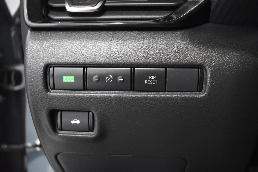 Certified 2024 Nissan Sentra SV w/ SV Premium Package FWD image 20