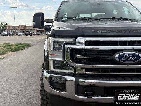 Used 2022 Ford F350 Lariat w/ Lariat Ultimate Package AWD/4WD image 6