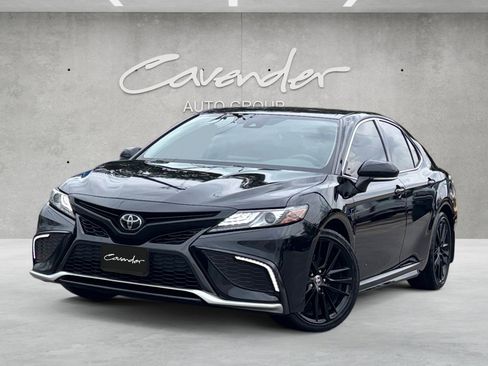 Used 2023 Toyota Camry XSE image 1