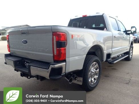 New 2026 Ford F250 Lariat w/ Chrome Package image 3