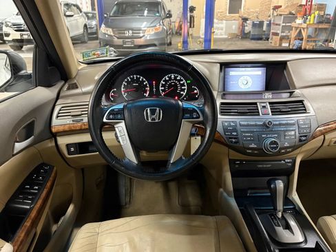 Used 2010 Honda Accord EX-L image 16