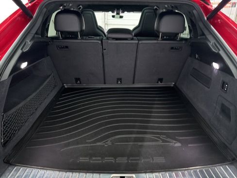 Used 2023 Porsche Cayenne Turbo image 24