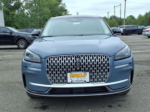Used 2023 Lincoln Corsair AWD w/ Equipment Group 101A image 2