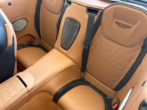 Used 2025 Aston Martin DB12 Convertible RWD image 15