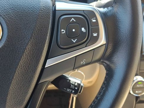 Used 2016 Toyota Camry XLE FWD image 24