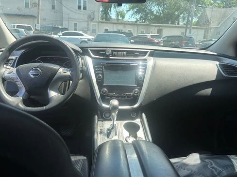 Used 2016 Nissan Murano SV AWD/4WD image 11