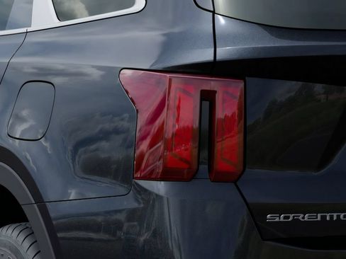 New 2026 Kia Sorento S AWD/4WD image 11