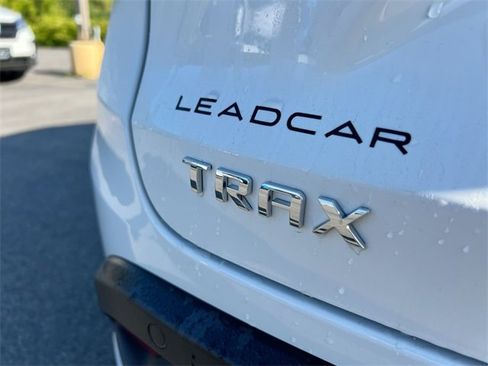 Used 2024 Chevrolet Trax LT w/ Driver Confidence Package image 30