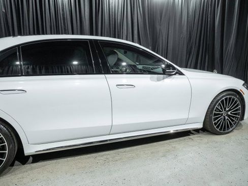 Used 2024 Mercedes-Benz S 580 4MATIC Sedan image 4