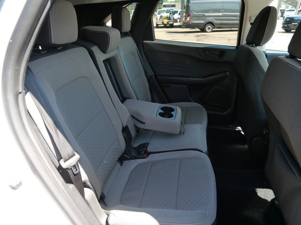 Certified 2022 Ford Escape SE w/ Convenience Package AWD/4WD image 14