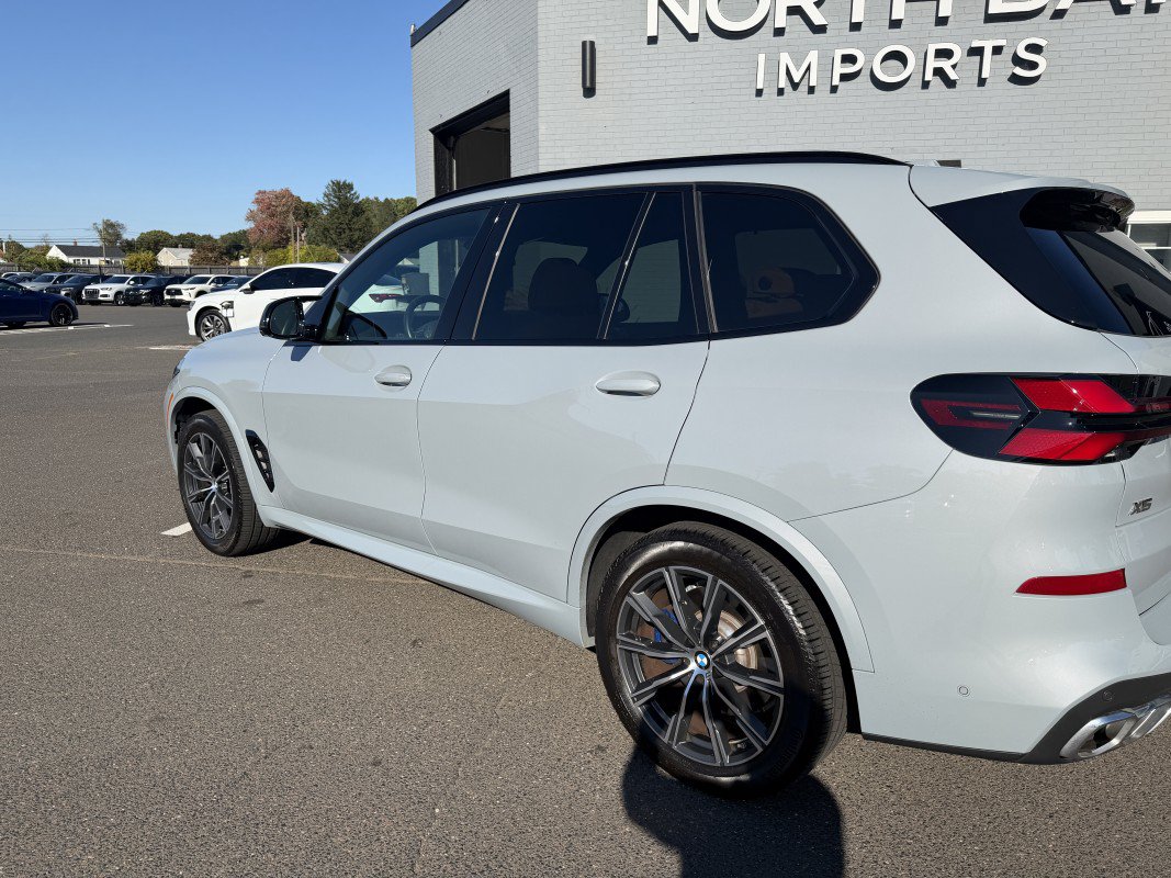 Used 2026 BMW X5 M60i AWD/4WD image 11