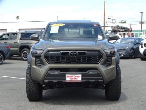 Used 2024 Toyota Tacoma TRD Off-Road w/ TRD Off Road Upgrade Package AWD/4WD image 6