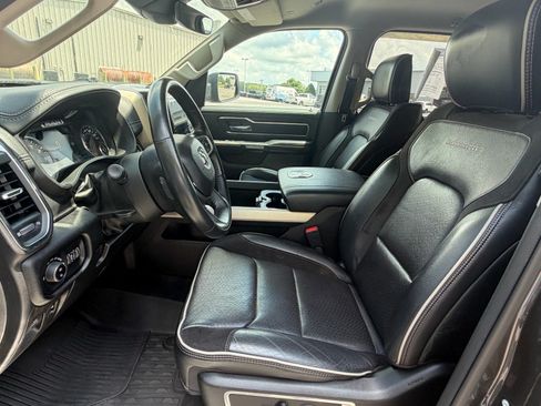 Used 2022 RAM 1500 Laramie AWD/4WD image 33