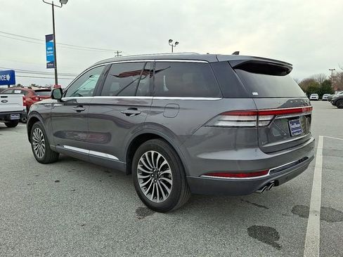 Used 2021 Lincoln Aviator Reserve w/ Elements Package Plus image 8