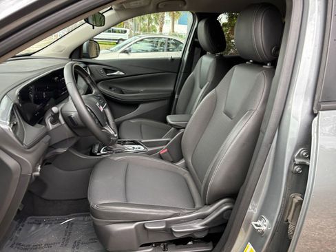 Used 2025 Buick Encore GX Preferred image 36