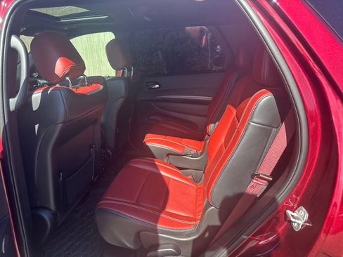 Used 2022 Dodge Durango SRT w/ Technology Group AWD/4WD image 17