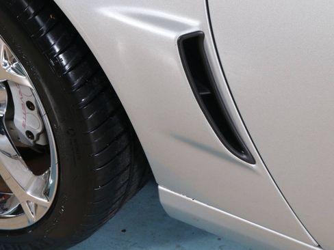 Used 2011 Chevrolet Corvette Grand Sport w/ Preferred Equipment Group RWD image 59
