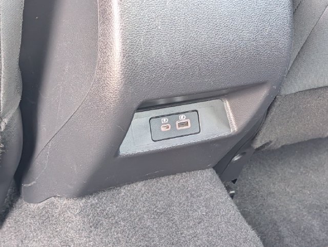 Used 2024 Nissan Altima 2.5 SV FWD image 13
