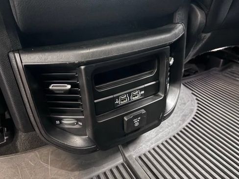 Used 2020 RAM 1500 Laramie AWD/4WD image 21