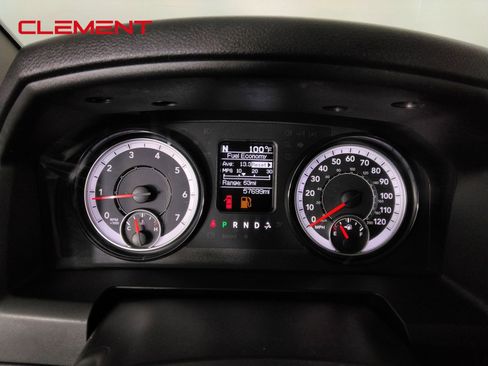 Used 2024 RAM 1500 Classic SLT AWD/4WD image 14