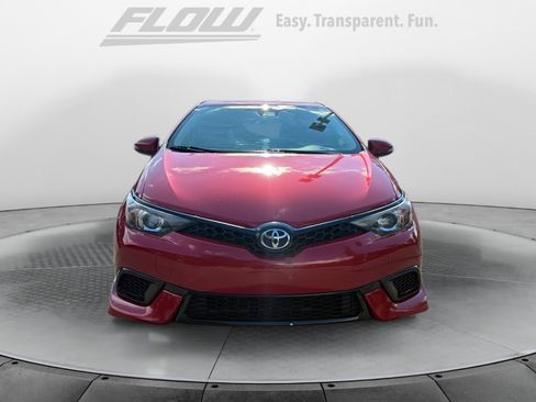 Used 2017 Toyota Corolla iM FWD image 3