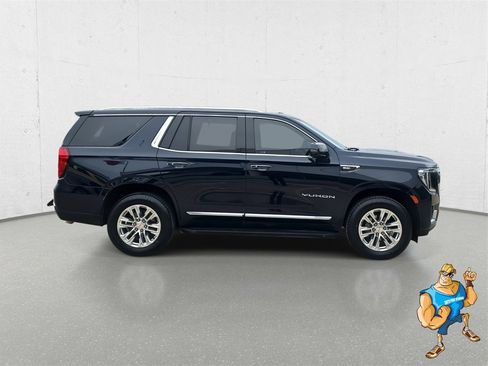 Used 2021 GMC Yukon SLT w/ SLT Luxury Plus Package image 4