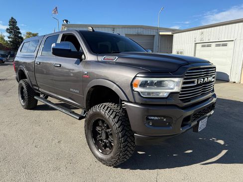 Used 2020 RAM 2500 Laramie AWD/4WD image 8
