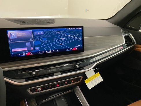 Used 2026 BMW X5 xDrive40i w/ Premium Package image 25