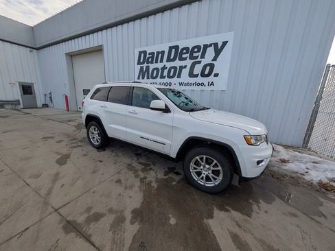 Used 2018 Jeep Grand Cherokee Laredo image 19