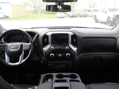 Used 2020 GMC Sierra 2500 SLT w/ Driver Alert Package I AWD/4WD image 19