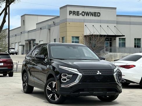Used 2025 Mitsubishi Eclipse Cross SE AWD/4WD image 2