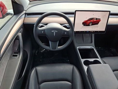Used 2023 Tesla Model Y Long Range AWD/4WD image 13