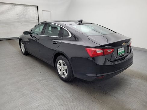 Used 2024 Chevrolet Malibu LT image 3