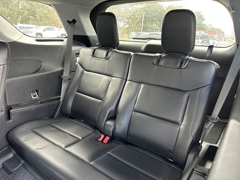 Used 2023 Ford Explorer XLT w/ Equipment Group 202A image 13