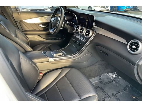 Used 2021 Mercedes-Benz GLC 300 image 18