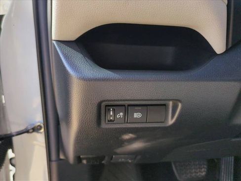 Certified 2020 Toyota RAV4 XLE FWD image 13