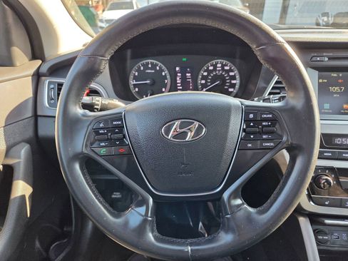 Used 2017 Hyundai Sonata Sport w/ Value Edition Package 02 image 17