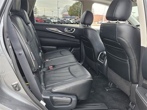 Used 2020 INFINITI QX60 Luxe w/ Essential Package image 16