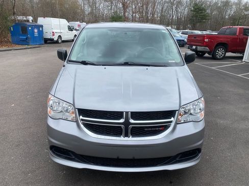 Used 2017 Dodge Grand Caravan SE w/ Power Window Group image 3