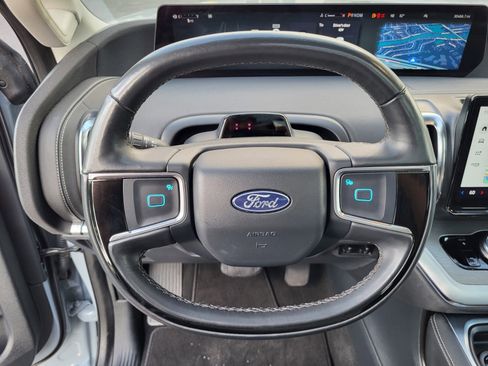 Certified 2025 Ford Expedition Max Platinum AWD/4WD image 26
