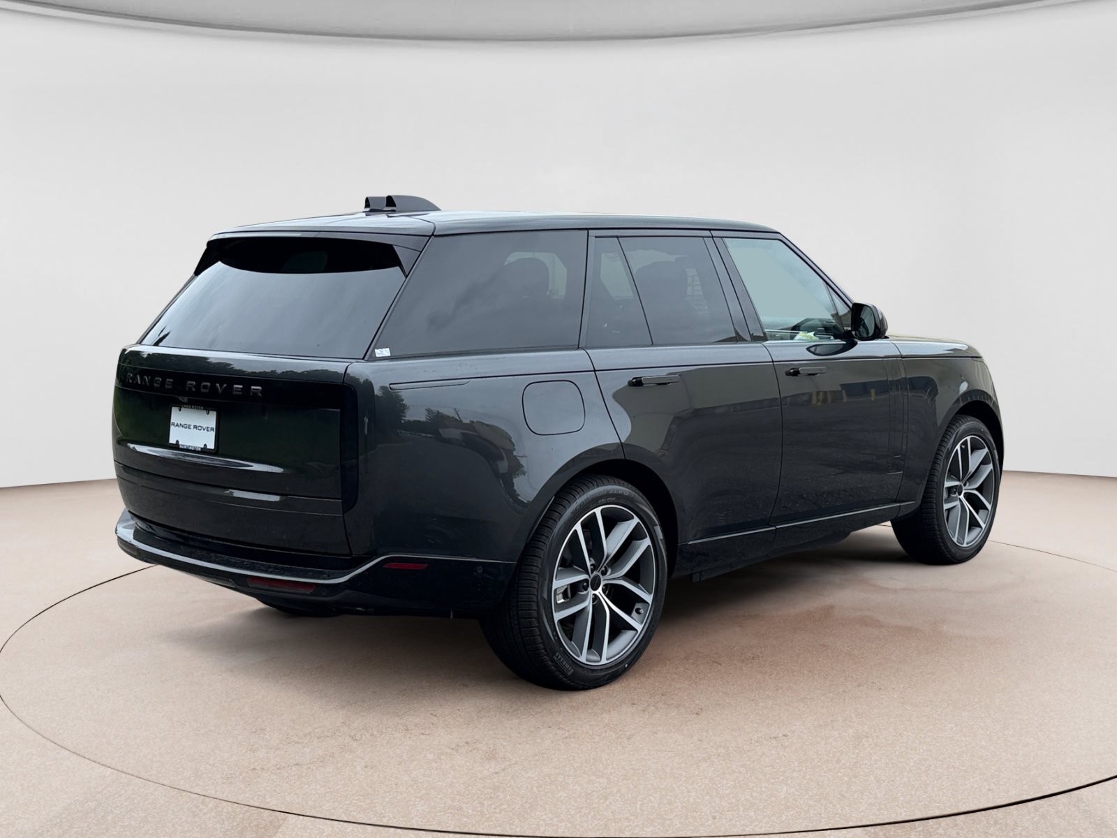 New 2026 Land Rover Range Rover SE AWD/4WD image 5