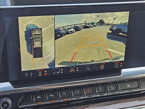 Used 2024 Chevrolet Silverado 1500 LT Trail Boss w/ LT Trail Boss Premium Package image 10