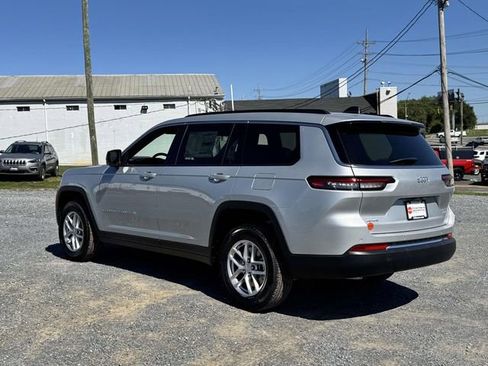 New 2025 Jeep Grand Cherokee L Laredo w/ Luxury Tech Group I AWD/4WD image 22