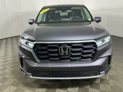 Used 2025 Honda Pilot EX-L image 2