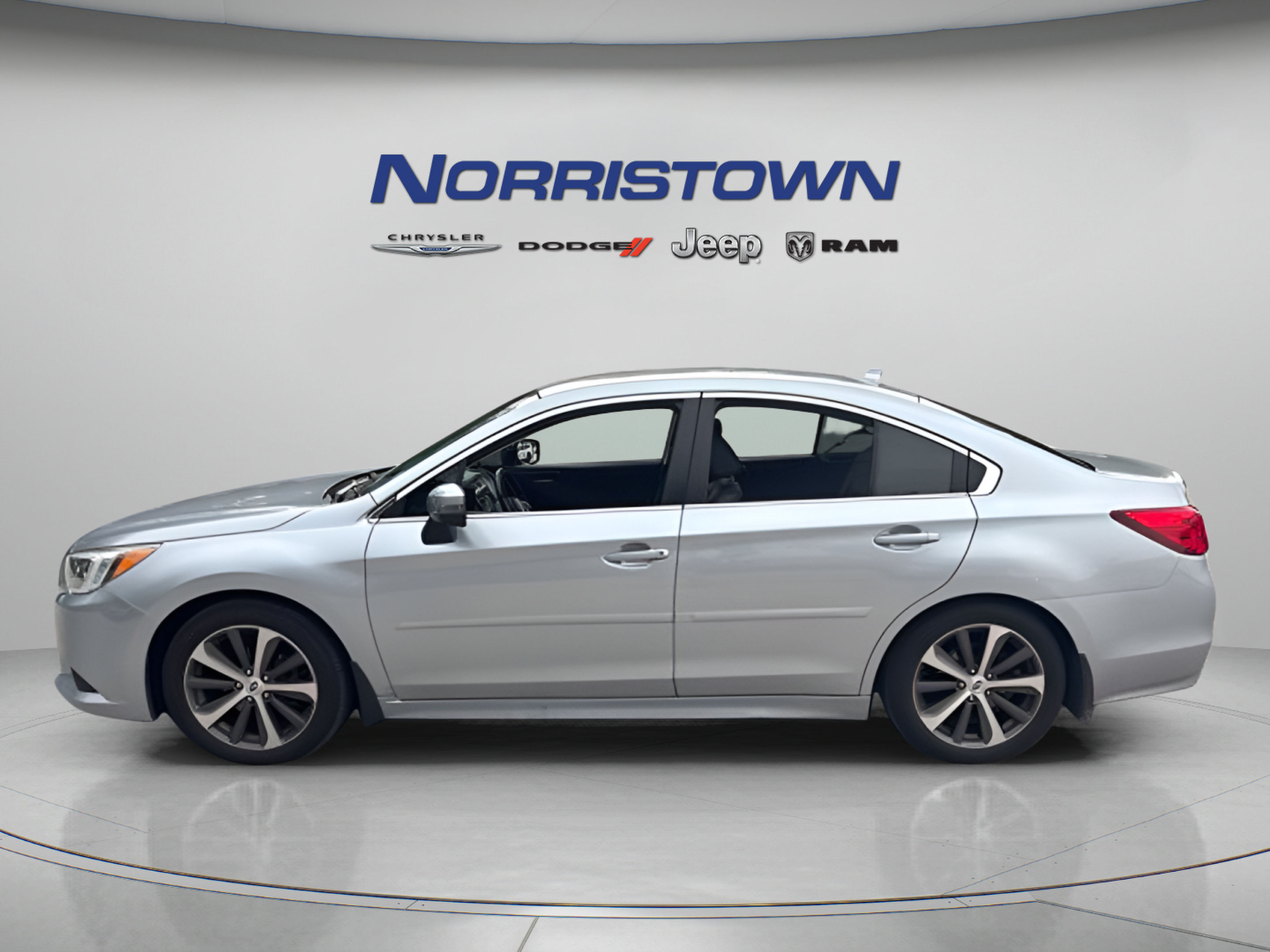 Used 2016 Subaru Legacy 2.5i Limited w/ Popular Package #4 AWD/4WD image 5