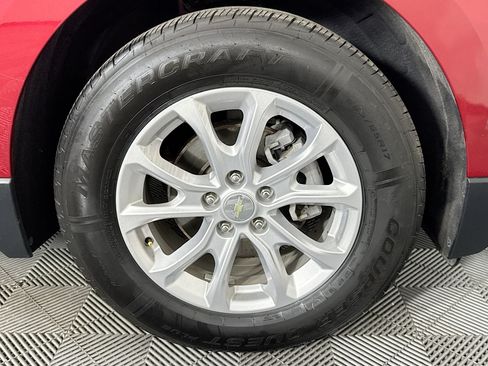 Used 2019 Chevrolet Equinox LT w/ Driver Convenience Package FWD image 30